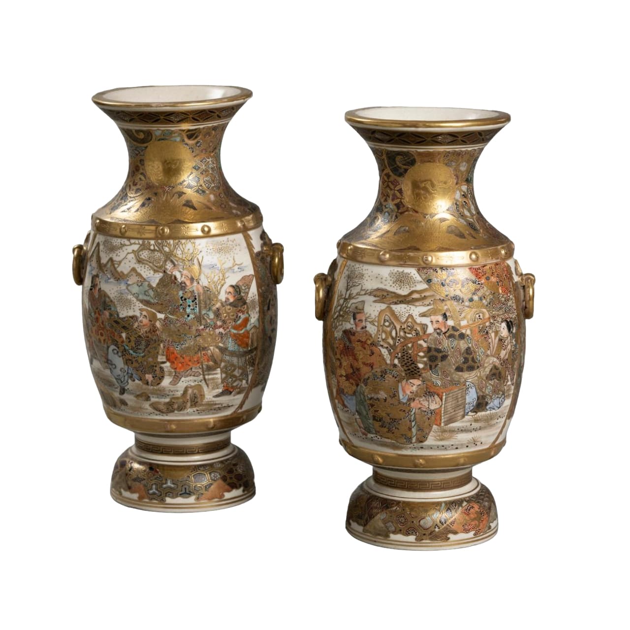 REFINED set of GILT SATSUMA vases, in a baluster shape, made of stoneware and figures