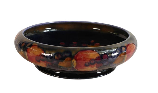 MOORCROFT Pomegranate pattern shallow bowl.Diameter 30 cm